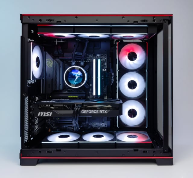 DYNEX Umbra (Ryzen 7 9800X3D, RTX 5080 16GB GPU, 32GB DDR5 RAM) - Gaming PC Component | High Performance Hardware