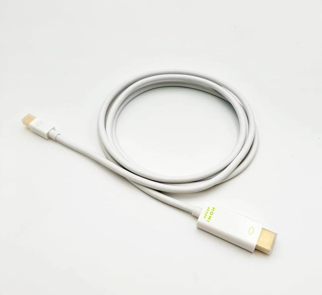 Mini DisplayPort to HDMI Cable (Thunderbolt to HDMI Compatible), Mini DP to HDMI Adapter Cable Support 4K Full HD - 1.8 Meter White - Gaming PC Component | High Performance Hardware